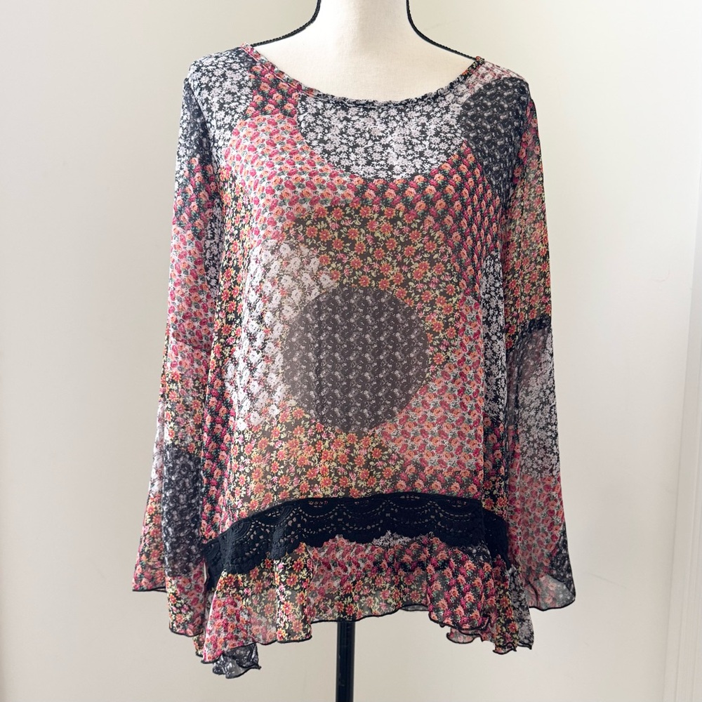 Cha Cha Vente Ditsy Floral Sheer Womens Top Boho Patchwork Crochet Insert PXL